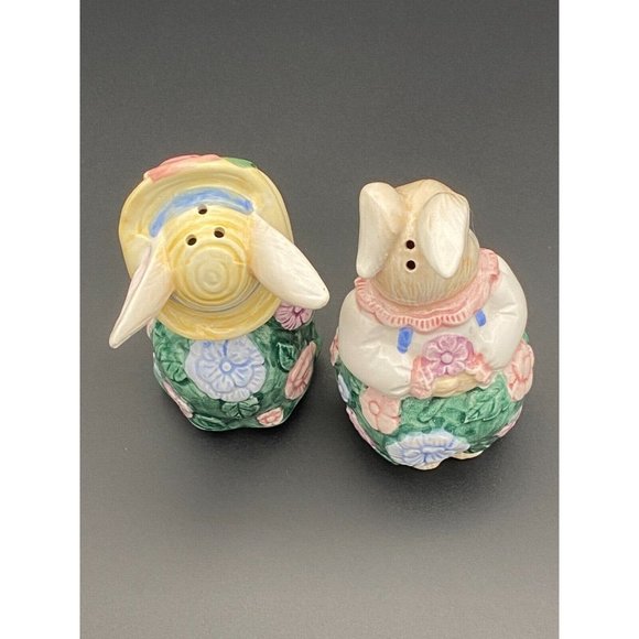 Fitz and Floyd Bunny Salt and Pepper Shaker Set Bloomers Collection 1991 Easter - Picture 5 of 10